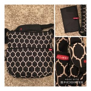Skip Hop Duo Essential Diaper Bag - NWOT